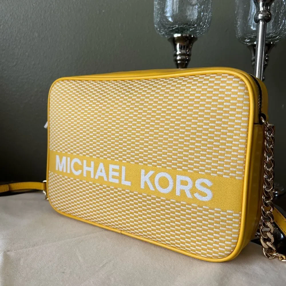💛💛 beautiful Michael kors crossbody 💛💛